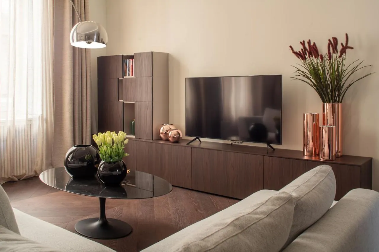 Sant'Ambrogio Luxury Apartment R&R Milan Italy